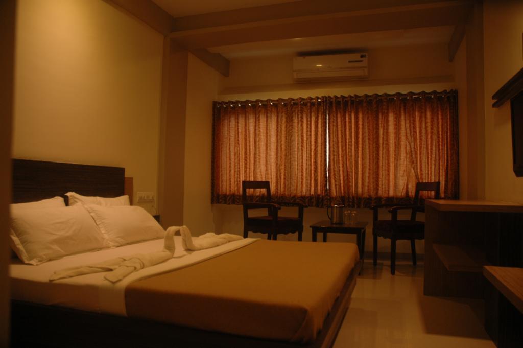 ג'ונגאדה Hotel Sapphire מראה חיצוני תמונה