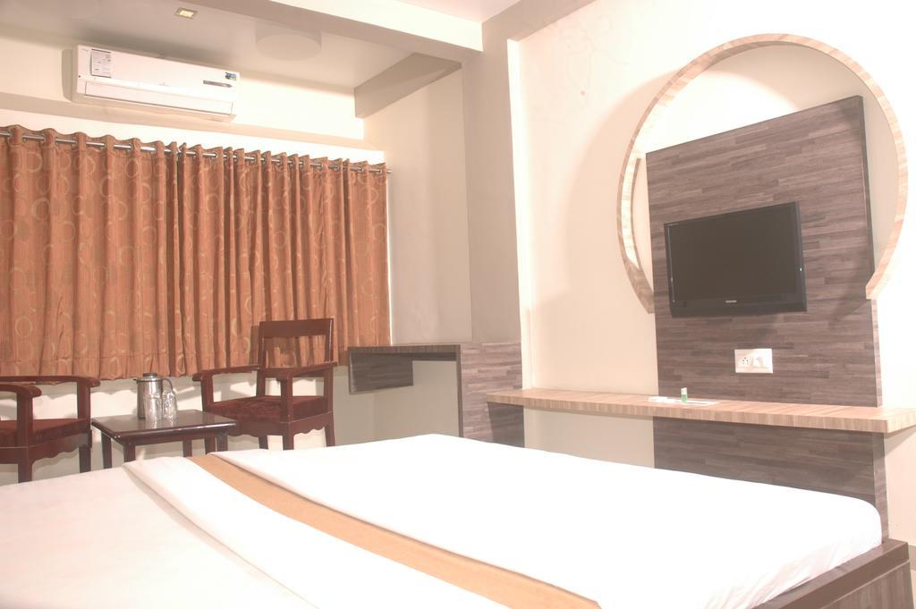 ג'ונגאדה Hotel Sapphire מראה חיצוני תמונה