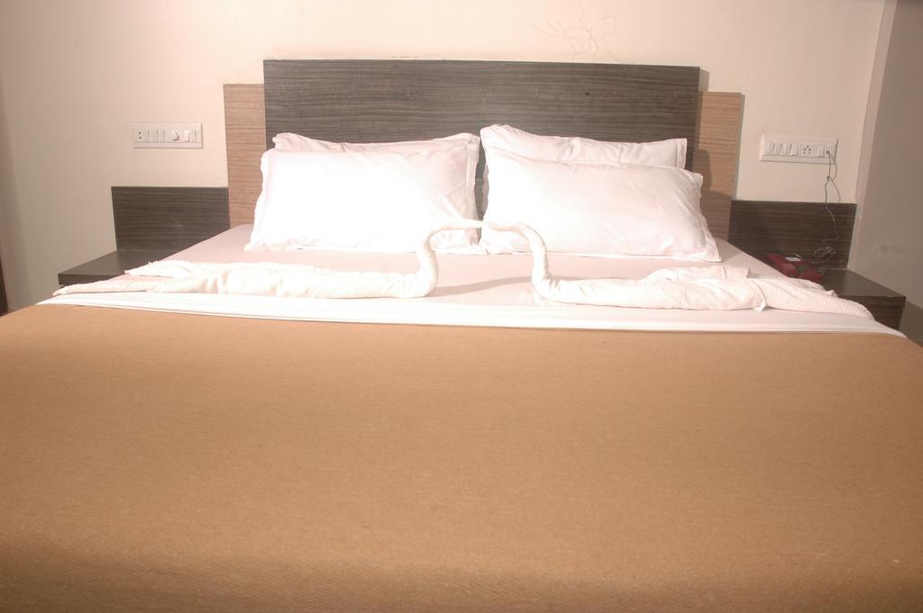 ג'ונגאדה Hotel Sapphire מראה חיצוני תמונה