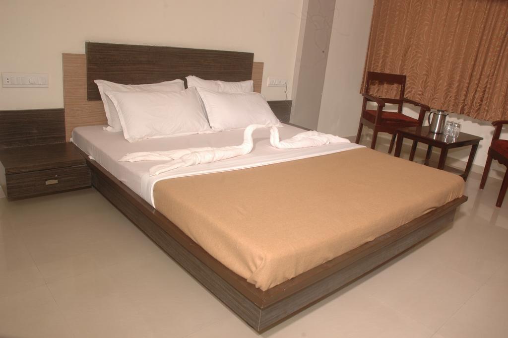 ג'ונגאדה Hotel Sapphire מראה חיצוני תמונה