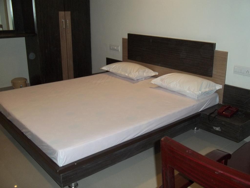 ג'ונגאדה Hotel Sapphire מראה חיצוני תמונה