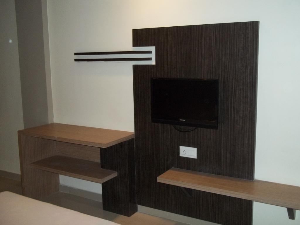 ג'ונגאדה Hotel Sapphire מראה חיצוני תמונה